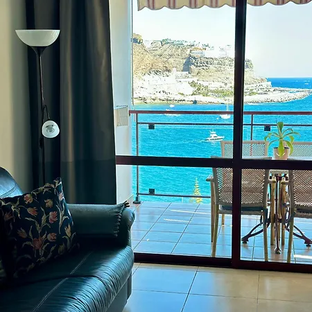 Su Eminencia - Sea View Apartment With Modern Comforts-3
