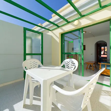 Salt Apartments Green Ocean-3