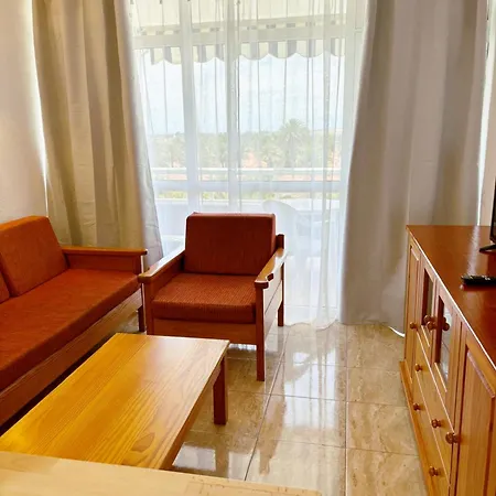 Seaview Friendly Holiday Home 2-2