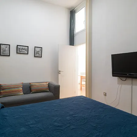 Celia House-3
