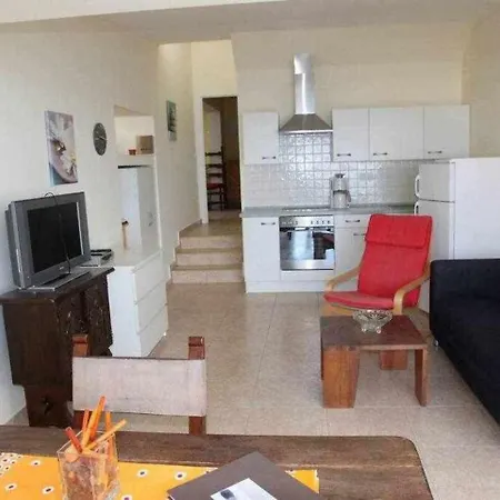 Estupendo Bungalow Cerca Del Mar-3