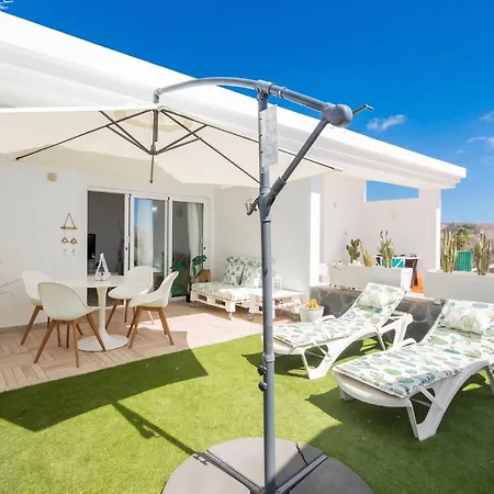 Guestready - Aguila Beachfront Apartment-2