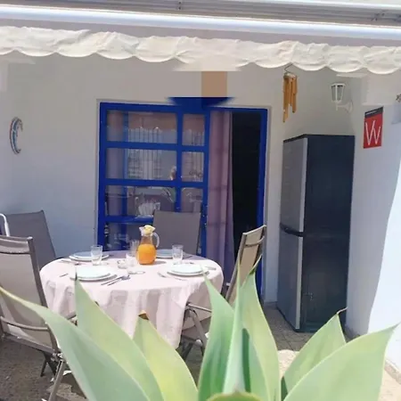Amazing Bungalow With Wifi And Terrace-3
