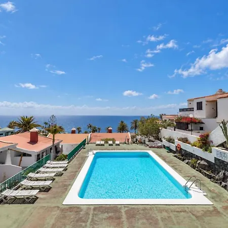 Guestready - Aguila Beachfront Apartment-3