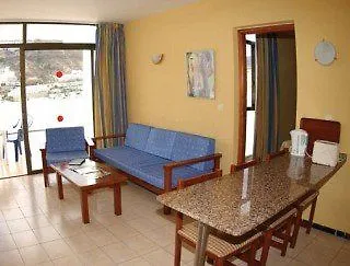 Apartamentos Omar-2