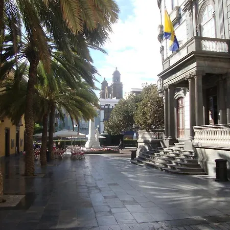 Triana Teatro Vv-2