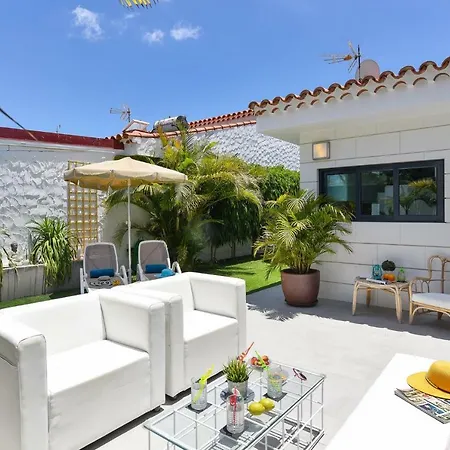 Cozy Bungalow For 6 In Playa Del Ingles Gd04 By Villagrancanaria-2