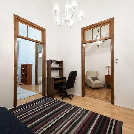 Urban Vintage-Styled Home - Wifi-2