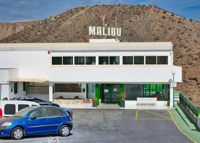 Malibu 2 Apartamento Con Aire Acondicionado, Campo De Tennis Y Piscina Con Solarium Puerto Rico 