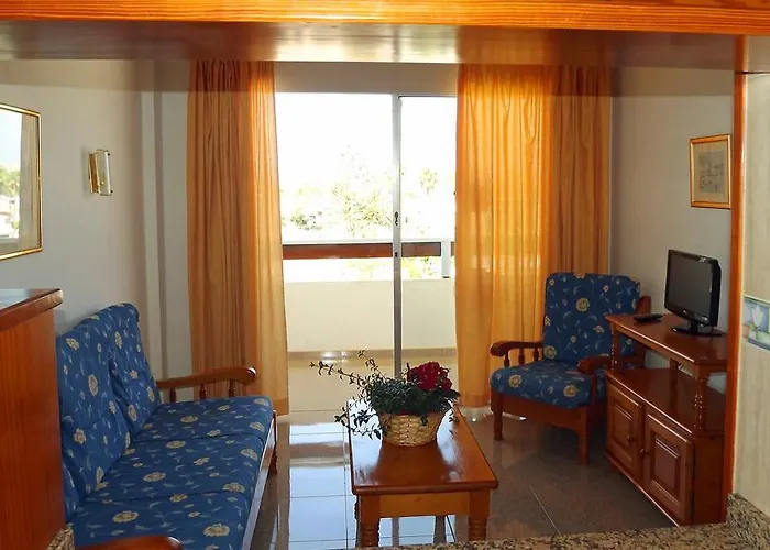 Pet friendly Apartamentos Las Camelias Playa del Ingles 