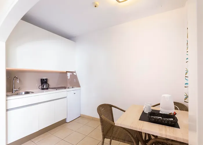 Apartamentos Livvo Puerto De Mogan