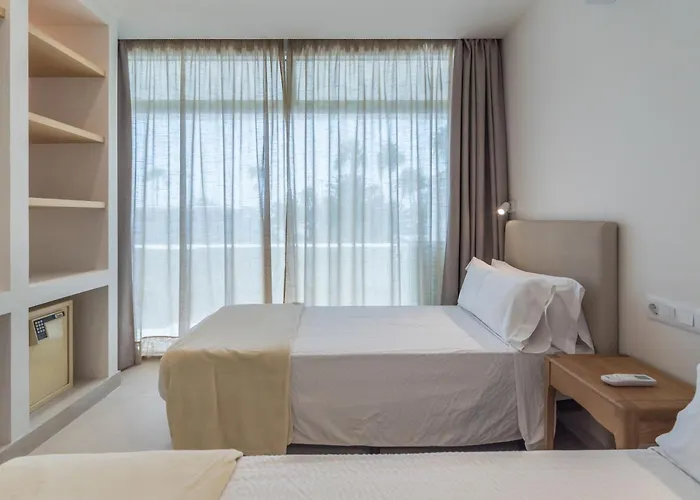 Pet friendly Apartamentos Don Quijote Playa del Ingles 