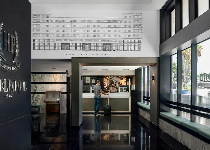 Las Palmas de Gran Canaria Lodging 