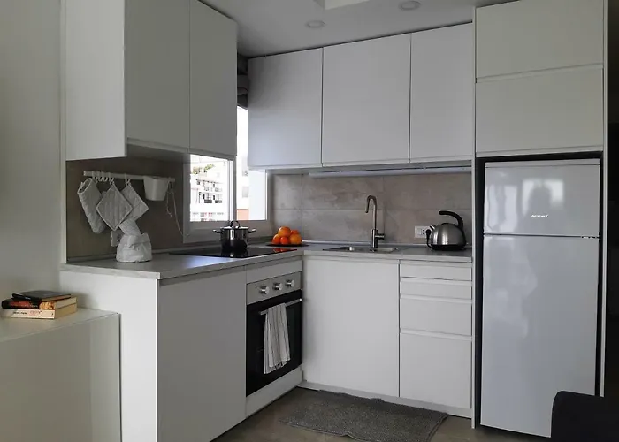 Heliopolis Apartment San Agustin 